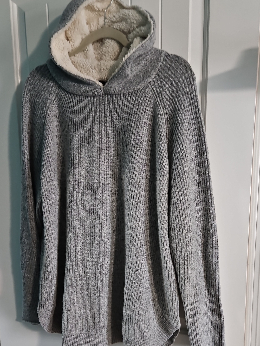 Plush-Lined Grey Turtleneck Sweater Hoodie